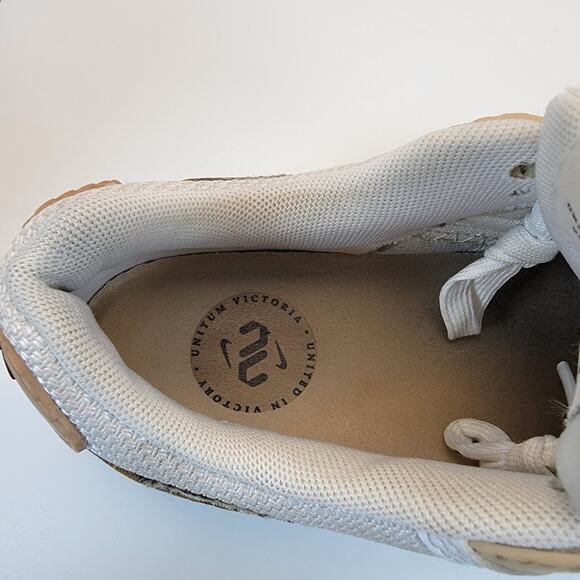 Nike Air Max 90 United In Victory White Hemp FB2617-100 Women’s Size 7 Sneakers - Picture 9 of 13